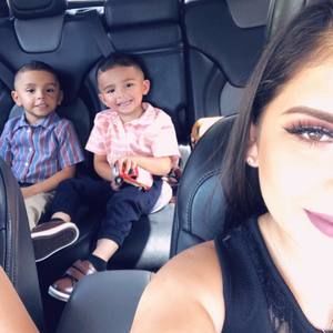 Meet your Posher, Cecilia